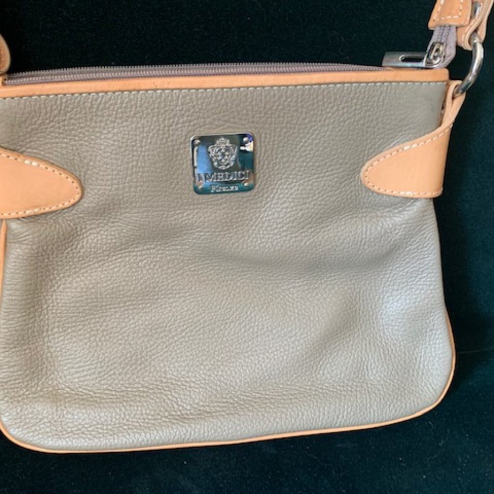 I Medici Leather Womens Purse!
